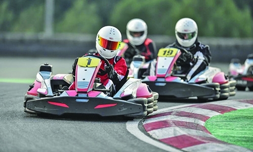 Batelco Drag965 vroom to title