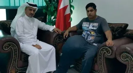 داء الفيل يجعل حياة شاب في جحيم