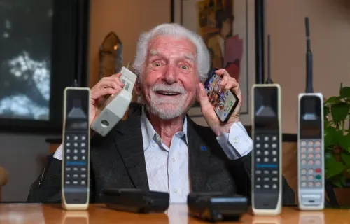 Take your eyes off your mobile phone, says inventor, 50 years on