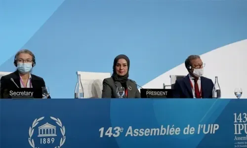 رئيسة مجلس النواب تشيد بجهود البحرين في الحفاظ على صحة الجميع في مواجهة كوفيد-19