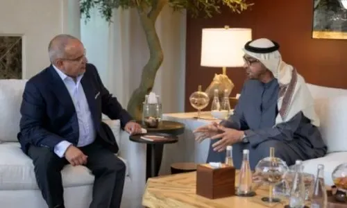 صاحب السمو الملكي ولي العهد رئيس مجلس الوزراء يلتقي برئيس دولة الإمارات العربية المتحدة