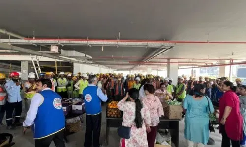 صندوق رعاية الجالية الهندية (ICRF) ينظم حملة للسلامة الصيفية في موقع عمل بخليج البحرين