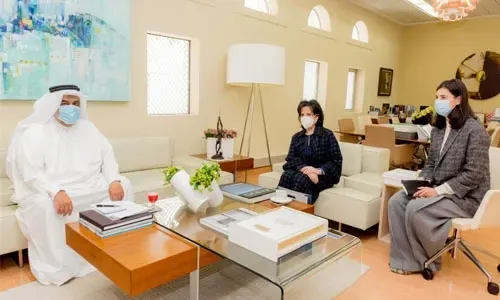 مناقشة مشروع تطوير سوق القيصرية ومواقف السيارات