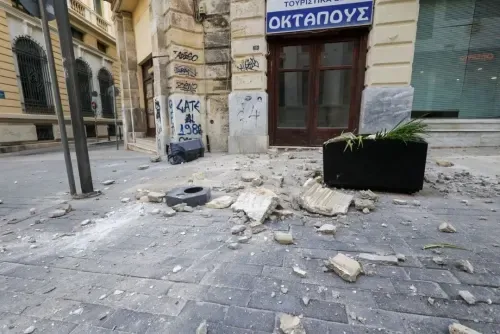 زلزال بقوة 5.4 درجة يضرب بالقرب من جزيرة إيفيا اليونانية ويُشعر به في أثينا