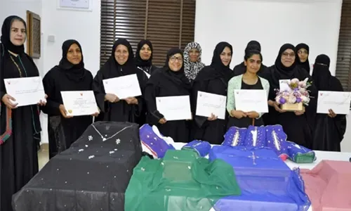 التركيز على الحرف اليدوية المحلية