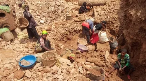 مقتل 50 شخصاً على الأقل في انهيار منجم ذهب شرقي الكونغو
