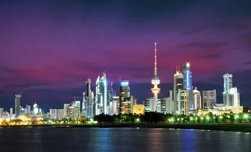 الكويت ترحل 1170 وافداً