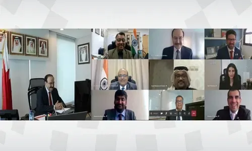 البحرين والهند تبحثان سبل تعزيز التعاون في مجال الطاقة المتجددة