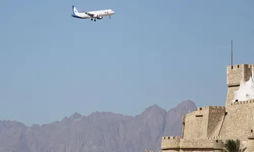بوتين يرفع حظر رحلات الطيران العارض إلى مصر بعد ست سنوات من حادث التحطم