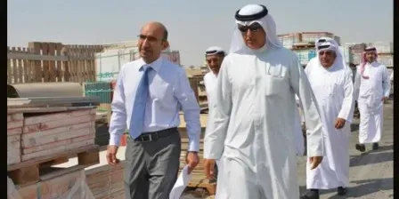 الوزير يتفقد المناطق الصناعية