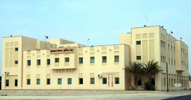 هل تبقى أي إنسانية؟ أطفال رضع مهجورون في البحرين والملائكة الذين يوفرون لهم المأوى