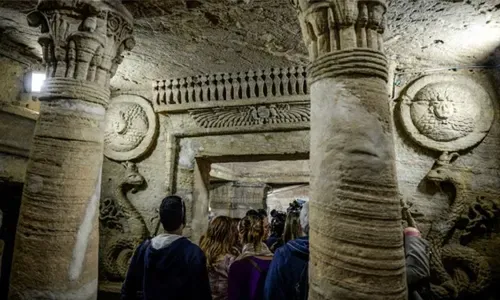 مصر تنقذ سراديب موتى يعود تاريخها إلى 2000 عام من ارتفاع منسوب المياه