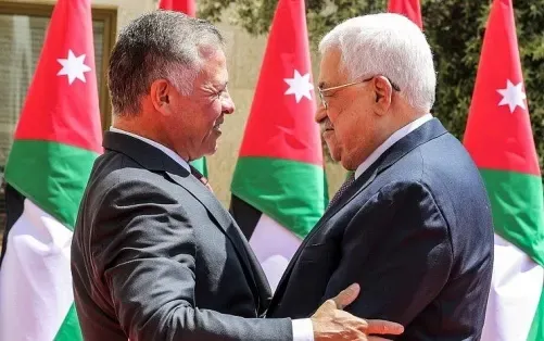 محمود عباس يتوجه إلى الأردن لإجراء محادثات عاجلة مع الملك عبد الله الثاني عقب مقترح ترامب بشأن غزة