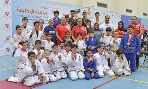 Samaheej clinch handball gold