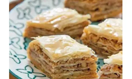 الاحتفال بـ "عيد الحلوى"