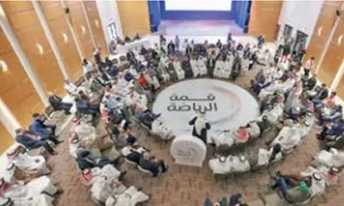 قمة رياضية في مركز المحرق النموذجي للشباب