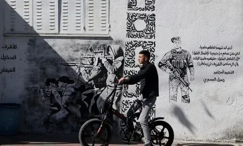 Israeli army shoots dead three Palestinian gunmen in West Bank
