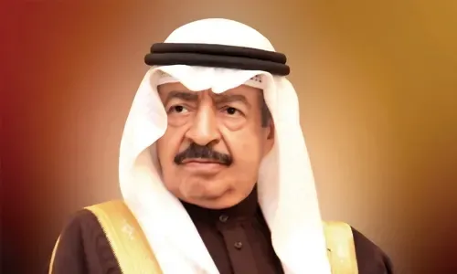 رئيس الوزراء يشكر البحرينيين على مشاعرهم الصادقة