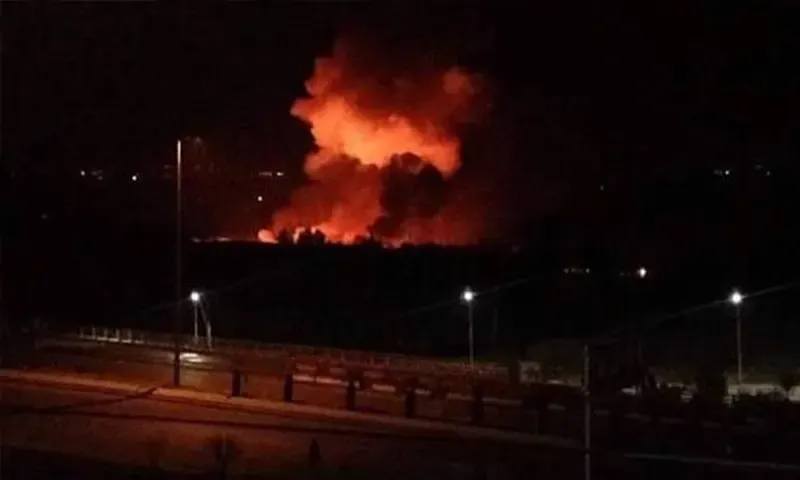 مقتل اثنين في انفجارات بقاعدة جوية سورية