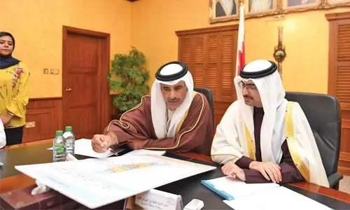 المحافظ: مشروع مدينة خليفة يسير وفق الخطة المحددة
