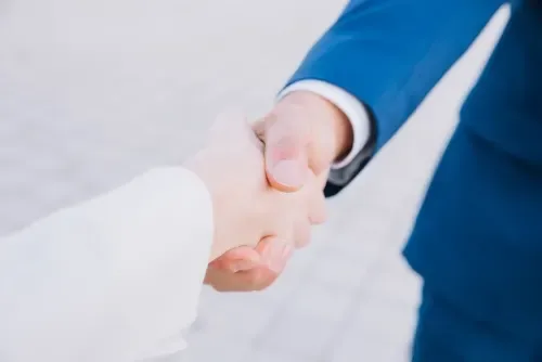 فرض غرامات متدرجة جديدة على أصحاب العمل المخالفين لقواعد التوظيف