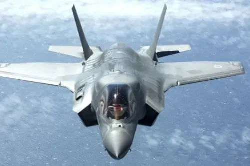 US seeks to sell F-35 fighter jets to UAE as reward for Israel accord