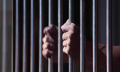 Bahrain court sentences employee and businesswoman to 10 years in prison in major corruption case