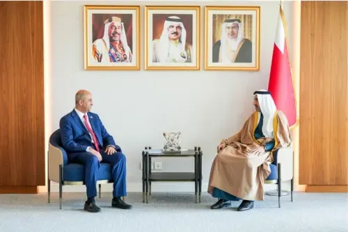 وزير المواصلات والاتصالات البحريني يجري مباحثات مع المنسق المقيم للأمم المتحدة