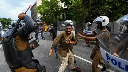 لا وقود ولا أمل.. سريلانكيون يفرون من الأزمة في موجة هجرة جماعية للعقول