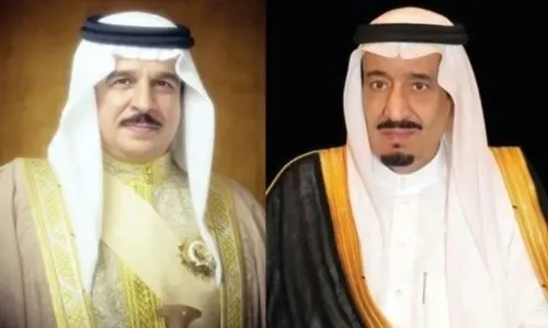 البحرين تهنئ العاهل السعودي بمناسبة اليوم الوطني