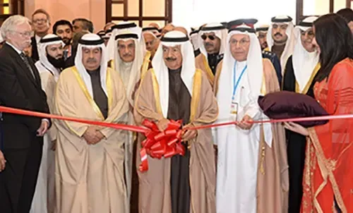 رئيس الوزراء يفتتح معرض الخليج للصناعة 2016 ويشيد بجودة المنتجات البحرينية