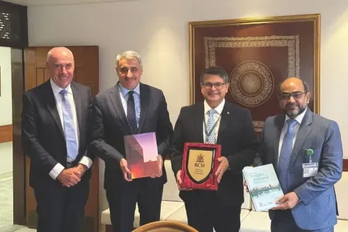 جامعة RCSI البحرين الطبية وجامعة الآغا خان تبحثان سبل التعاون المستقبلي في التعليم الطبي والرعاية الصحية
