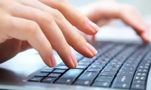 جامعة الخليج العربي تفوز بجائزة الجودة للخدمات الإلكترونية