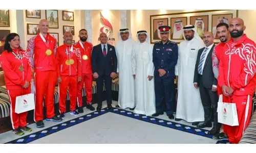 اللجنة الأولمبية البحرينية تشيد بإنجاز منتخب الجوجيتسو