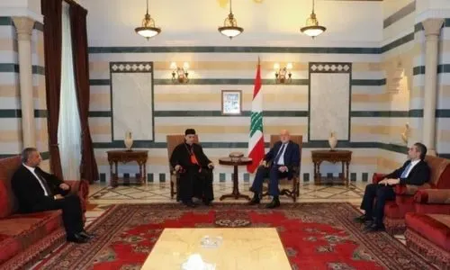 كبير رجال الدين المسيحيين في لبنان يصف تأخير تشكيل الحكومة بـ "المخزي" ويحمله مسؤولية تدهور البلاد