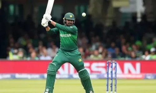 Pakistan dash Proteas hopes