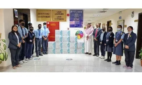 طلاب مدرسة الألفية الجديدة ينظمون حملة خيرية بمناسبة شهر رمضان