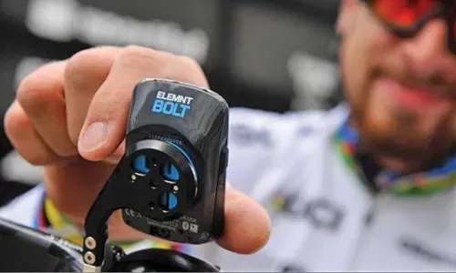ساغان يتسابق باستخدام جهاز Wahoo Elemnt Bolt