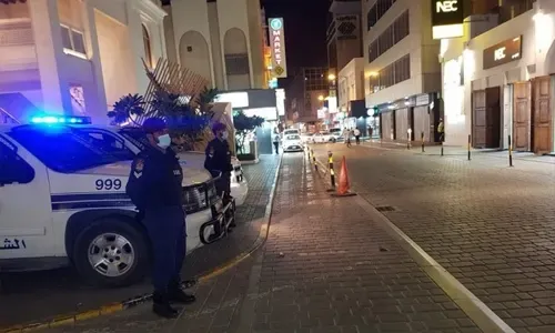 سجن 74 شخصاً في البحرين لمخالفتهم الإجراءات الاحترازية لفيروس كورونا