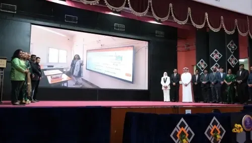 المدرسة الهندية في البحرين تطلق مبادرة الفصول الدراسية الذكية بتكلفة 400 ألف دينار بحريني