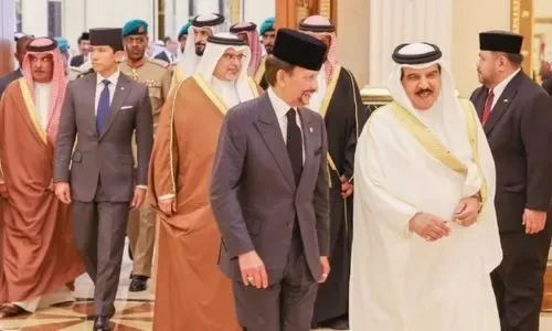 البحرين تمنح بروناي سيادة البيانات وتوقع ست اتفاقيات