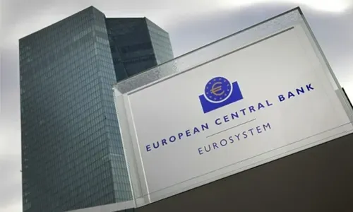 مسؤول: عملة فيسبوك «ليبرا» قد تقوض البنك المركزي الأوروبي