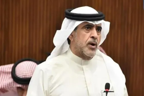 نواب يطالبون بـ "بحرنة" الصيدليات العامة