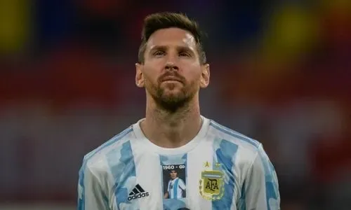 ليونيل ميسي يدعو لتقديم المساعدة لضحايا زلزال تركيا، وخاصة الأطفال