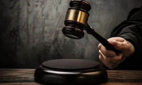 اتهام مواطنين خليجيين بجريمة قتل