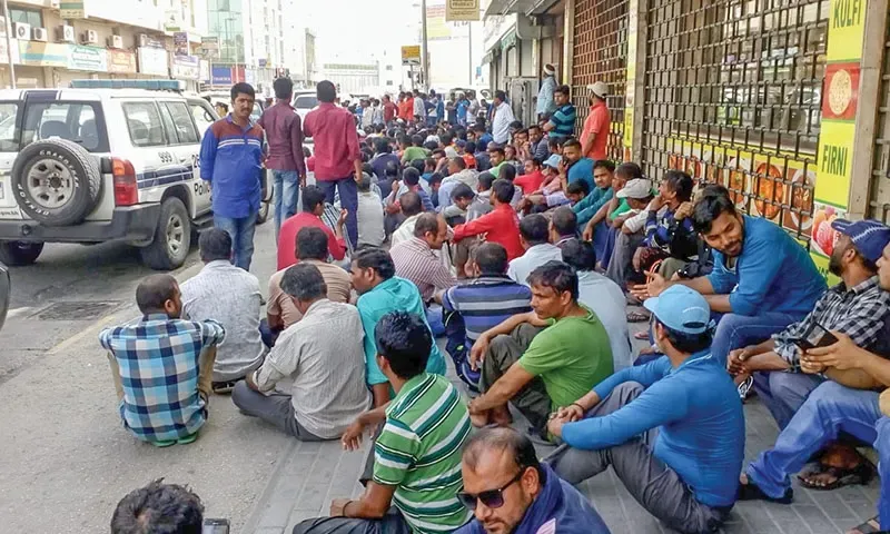 Labourers march over unpaid salaries