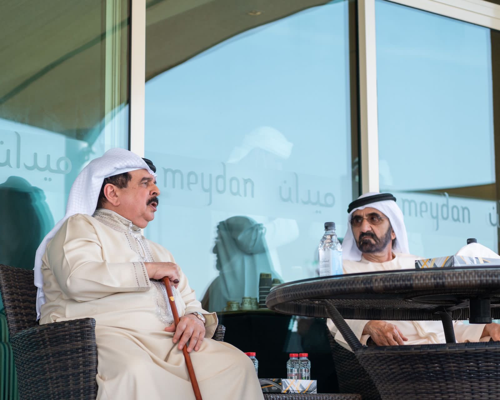 article-image