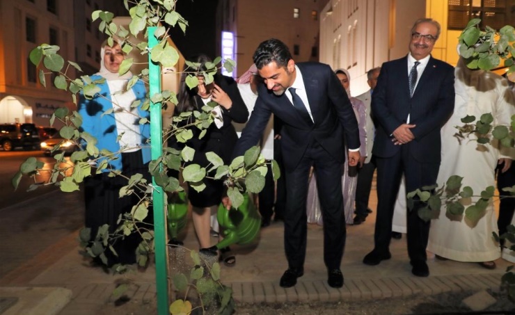 article-image