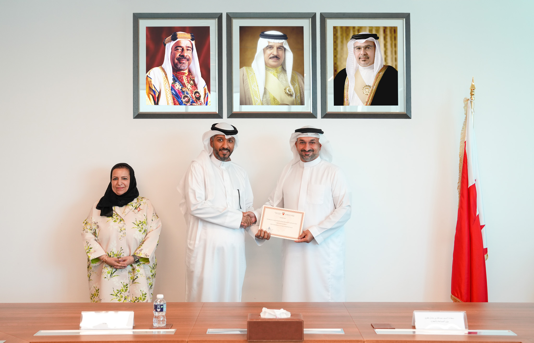 article-image
