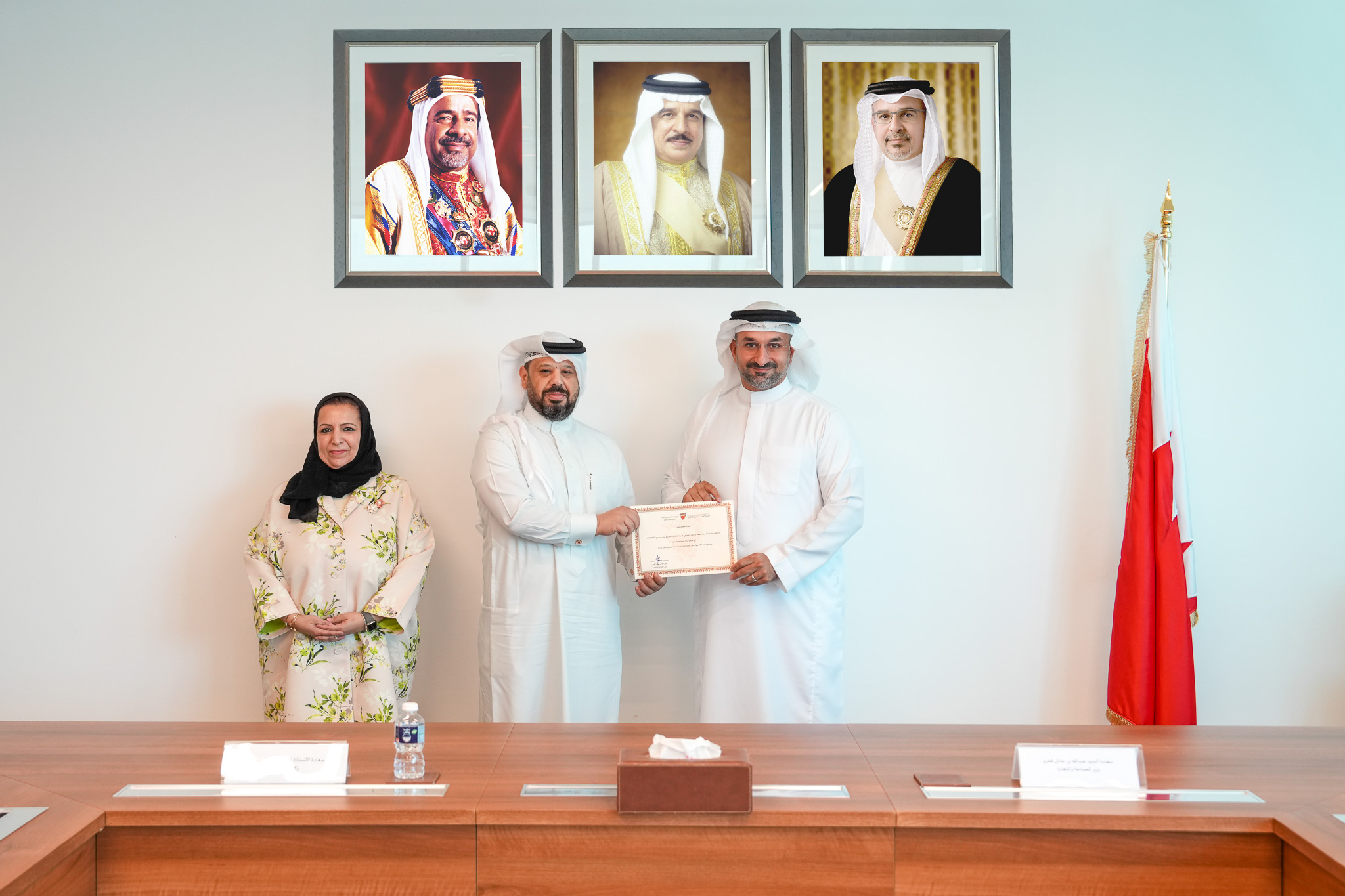 article-image